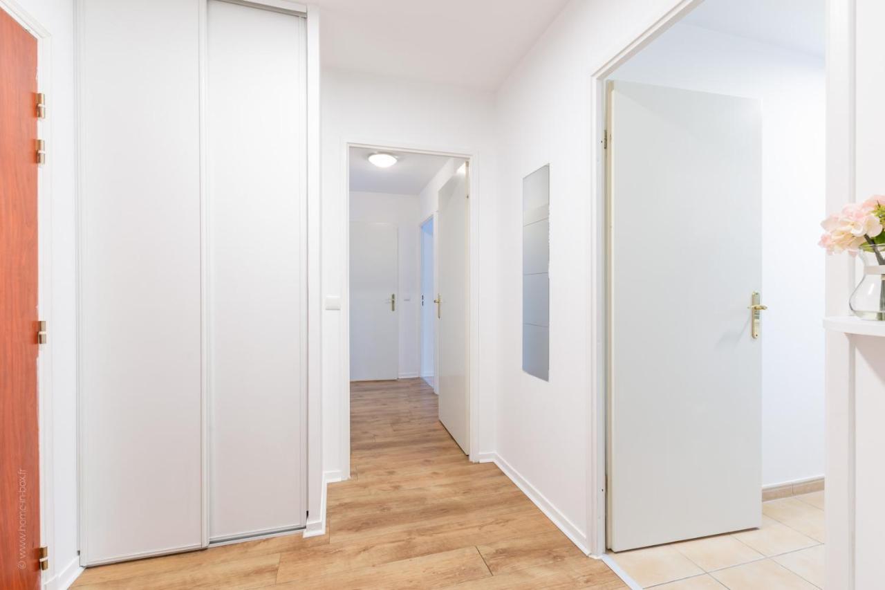 Mindset For 7 - Fairytale Factory Apartment บุสซี-แซ็ง-ฌอร์ฌ ภายนอก รูปภาพ